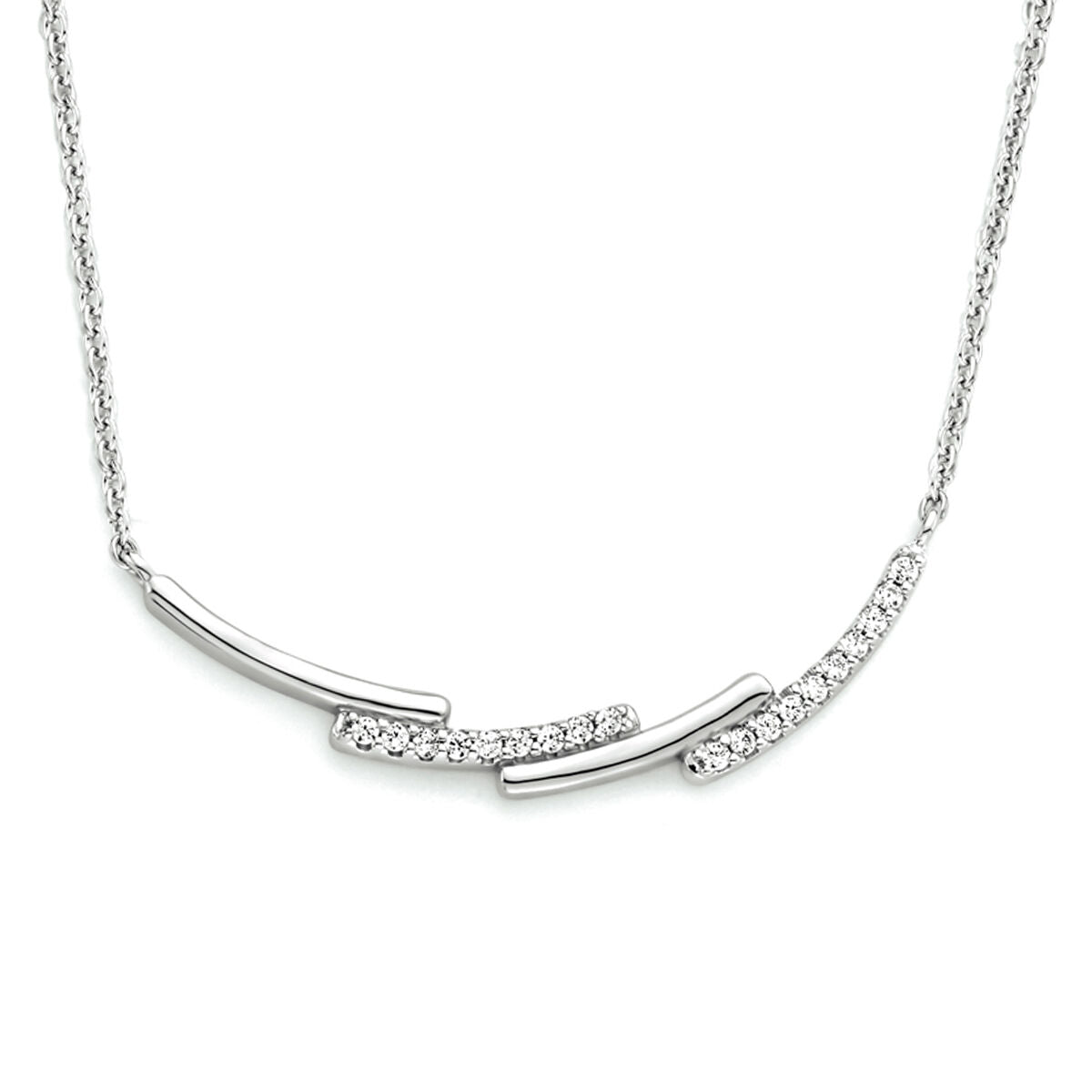 Collier van gerhodineerd zilver met zirkonia, bestaande uit een golvende schakelvorm en sprankelende steentjes.