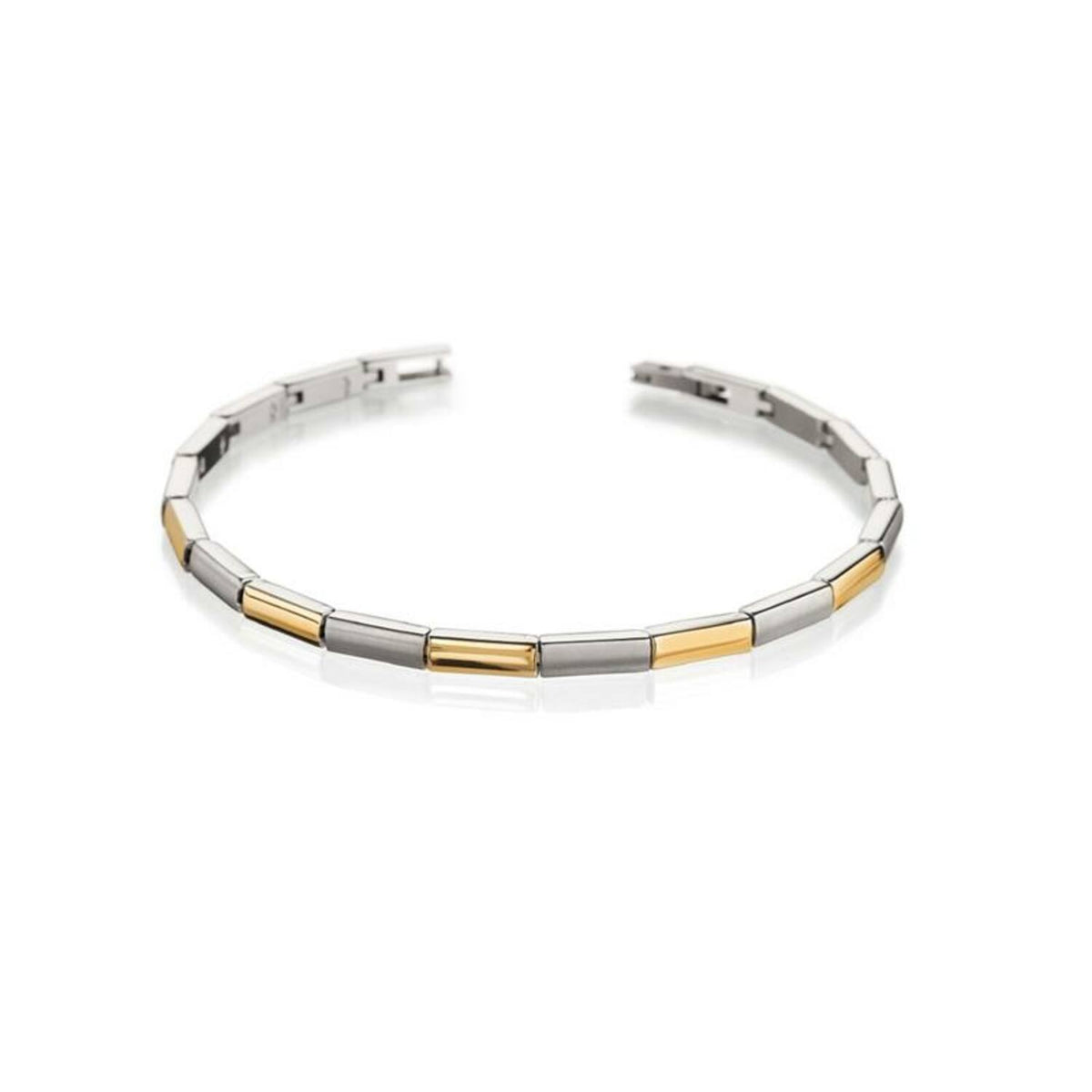De Boccia Titanium Armband Bicolor 0387-02 van Boccia heeft afwisselend rechthoekige zilveren en gouden schakels, gerangschikt in een halve cirkel op een effen witte achtergrond.