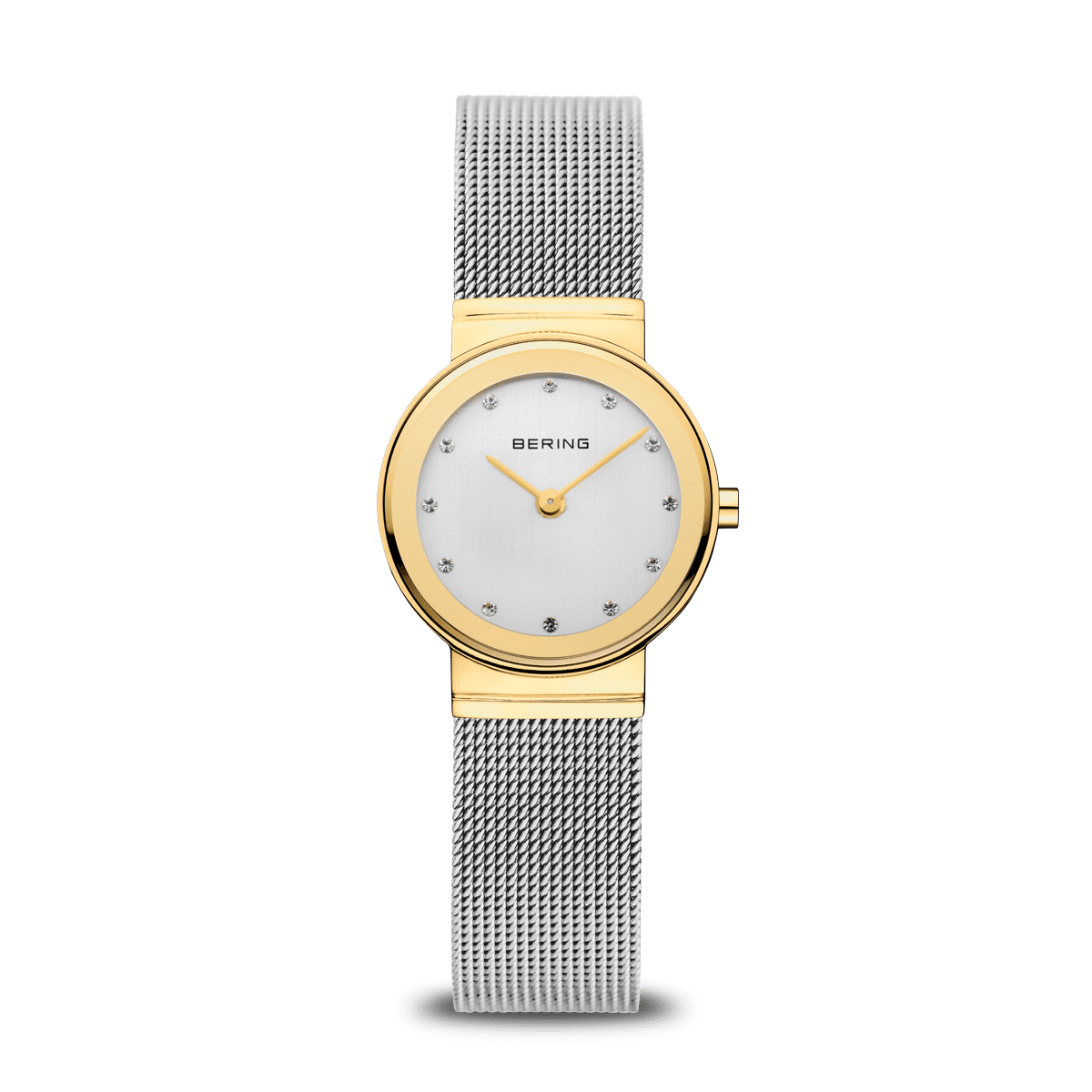 Dameshorloge met zilveren wijzerplaat, gouden bezel en een zilveren mesh-band.