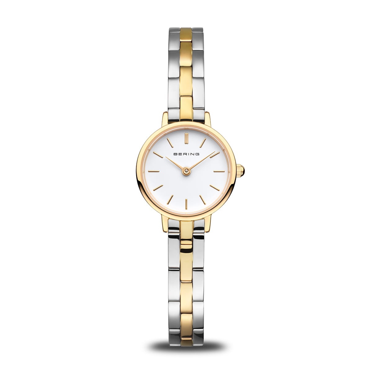 Gouden en zilveren horloge met een witte wijzerplaat en een slanke, schakelband.