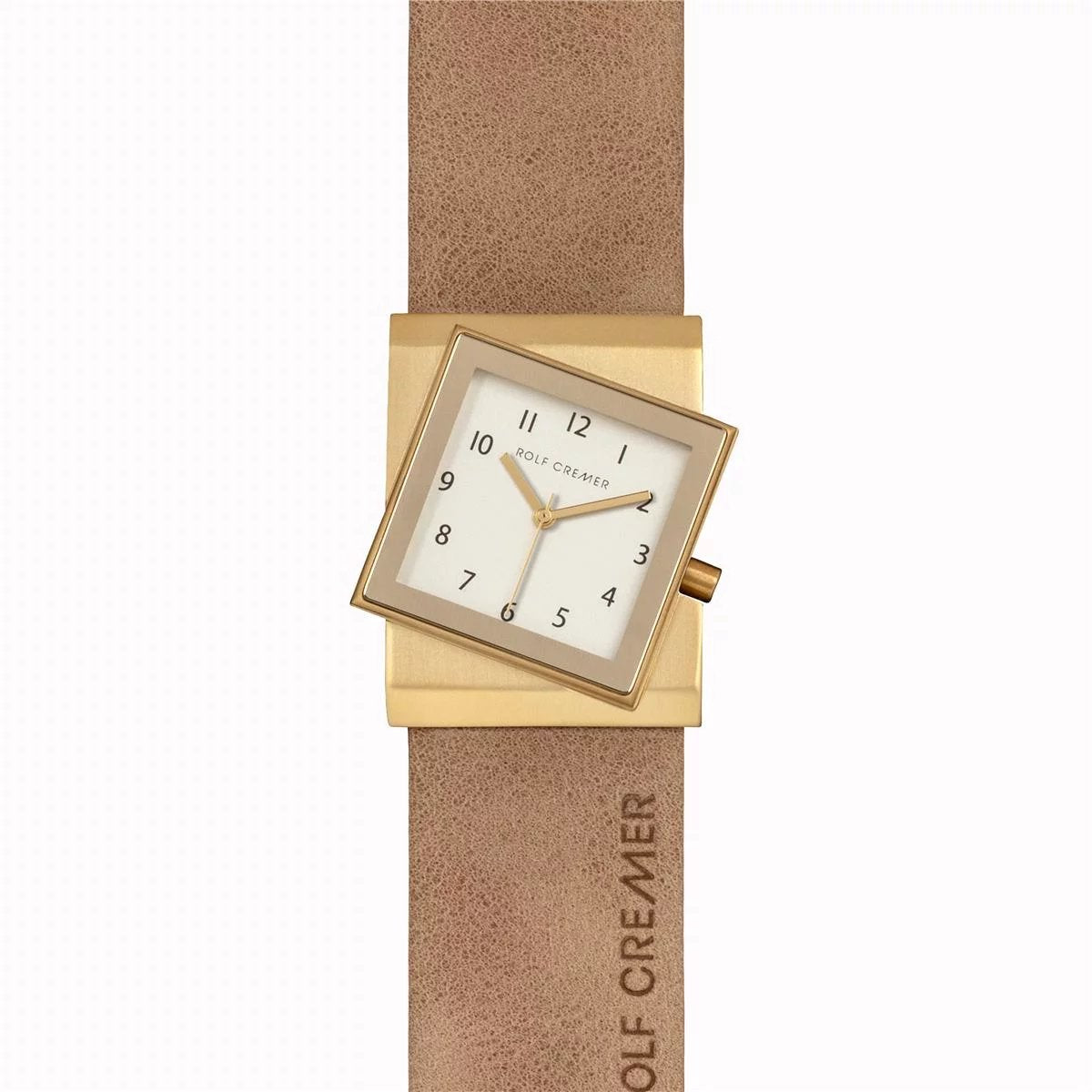 Gouden horloge met vierkante wijzerplaat, beige leren band en duidelijke cijfers.