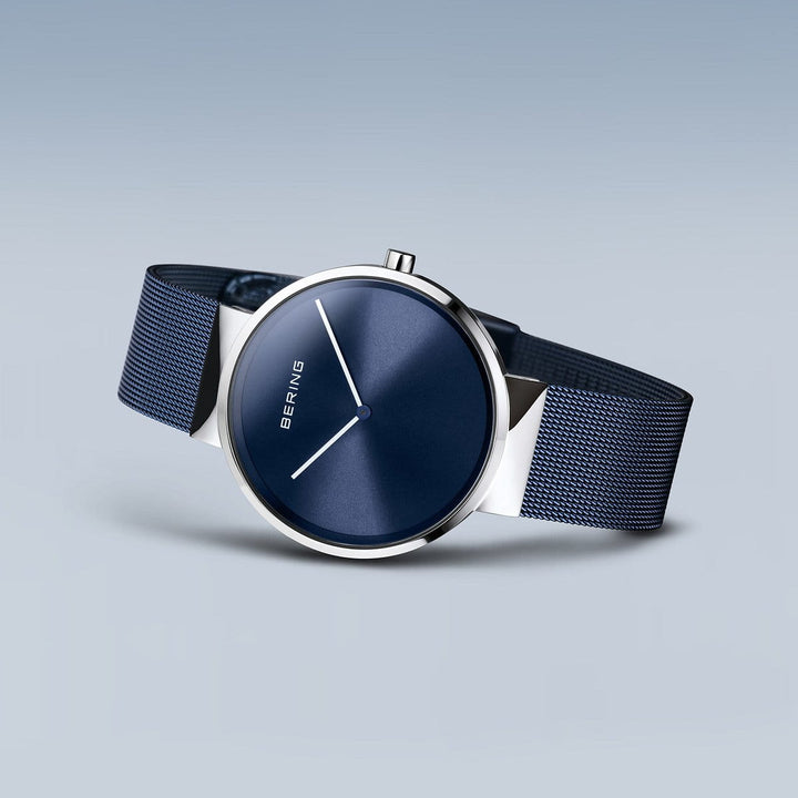 Bering Unisex-Uhr mit blauem Zifferblatt – 14539-307