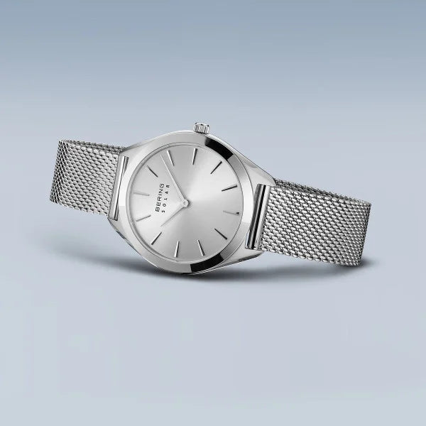 Bering dames horloge solar zilverkleurige wijzerplaat -  1733-000