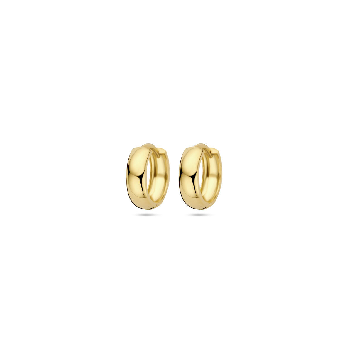 Gouden klapoorringen van 9 karaat met een gladde, ronde vorm van 13 mm.
