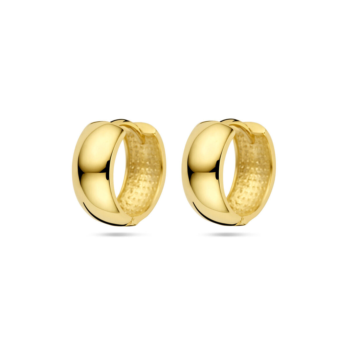 Klapoorringen van 14K geelgoud met een gladde afwerking en een diameter van 13 mm.