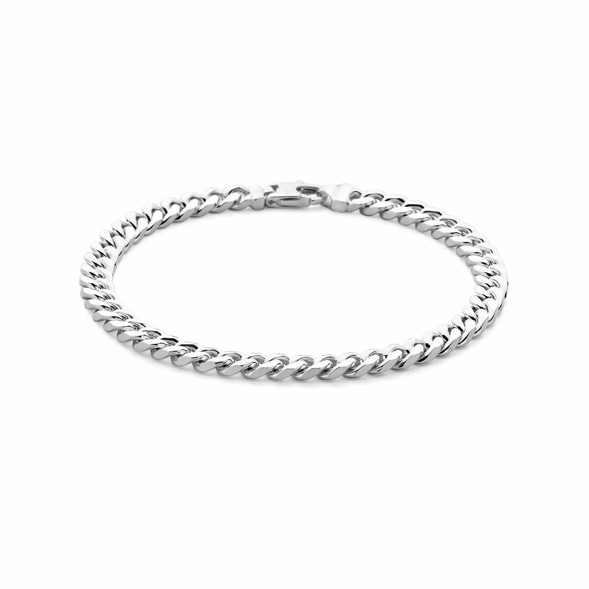 Zilveren herenarmband gourmette met een breedte van 5,7 mm en een gladde afwerking.