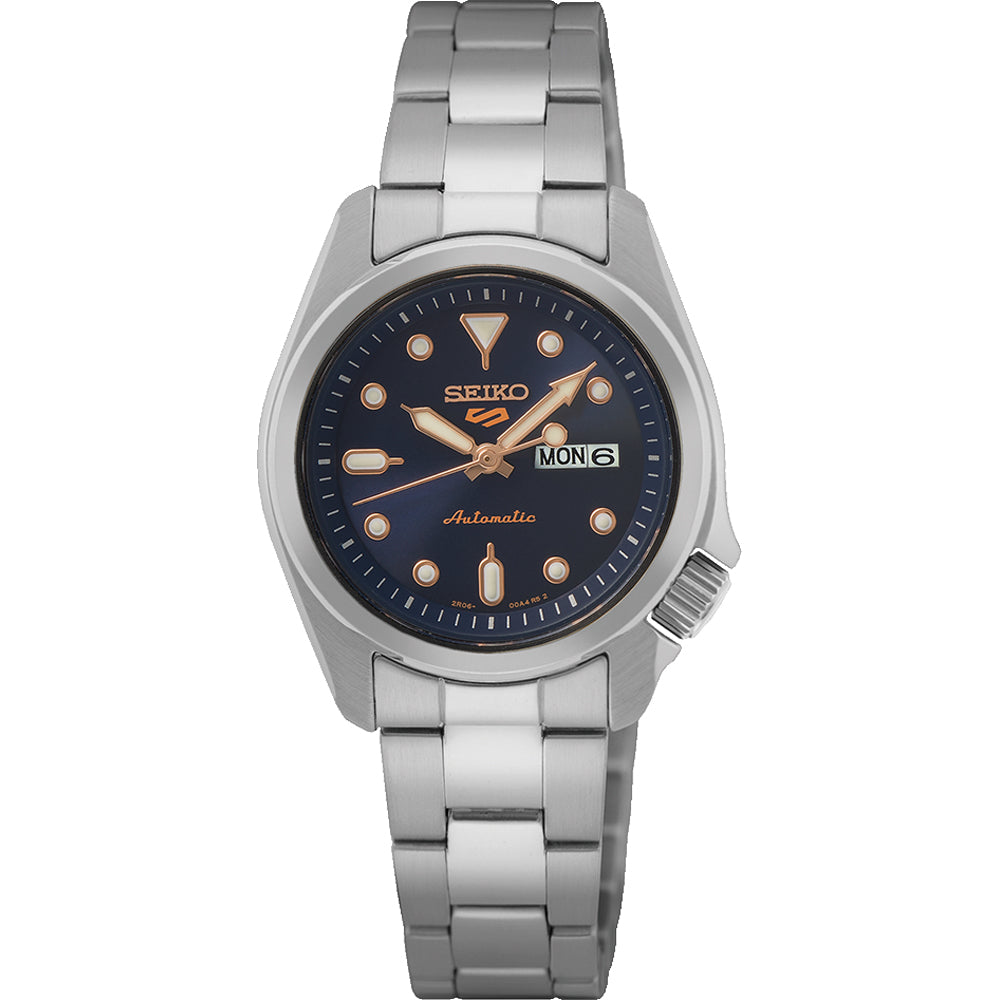 Dames horloge van staal met een blauwe wijzerplaat, goudkleurige details en een datumaanduiding.