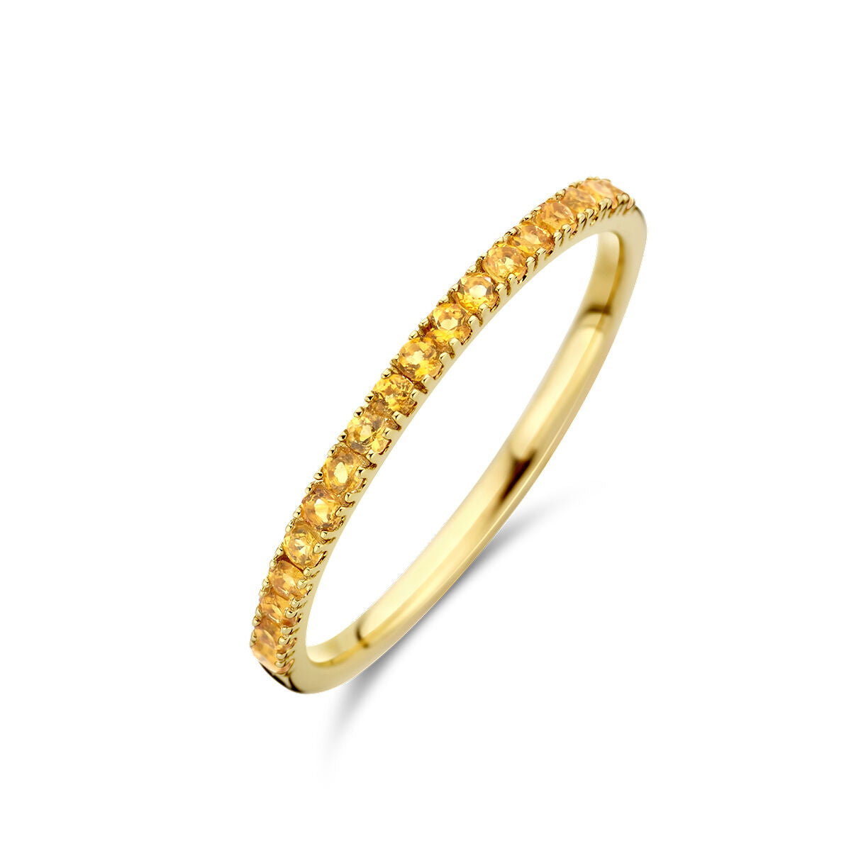 De Van der Kooij Collectie ring met geboortesteen citrien november in 14K geelgoud heeft een dunne band en kleine, ronde citrienen langs de bovenkant, ideaal als dames sieraad en fraai gepresenteerd tegen een witte achtergrond.