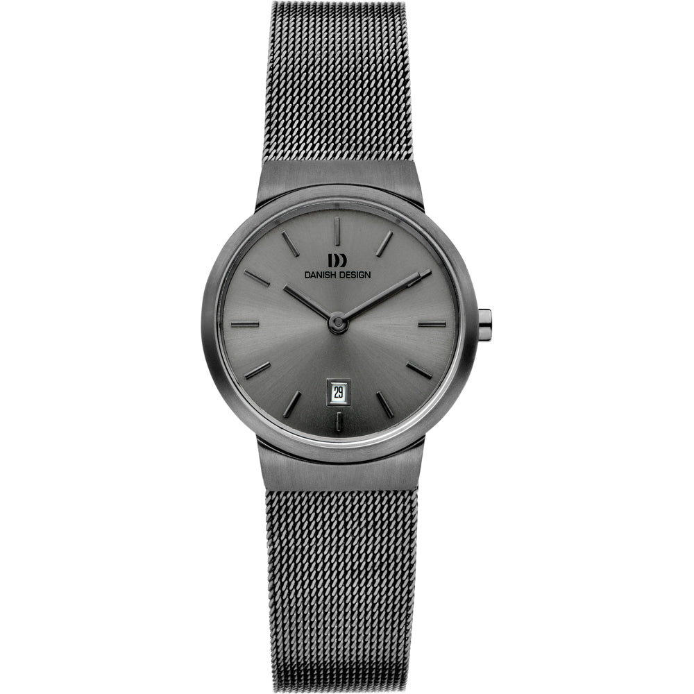 Grijs horloge met een ronde wijzerplaat, metalen mesh-band en een datumvenster op de 6-uur positie.