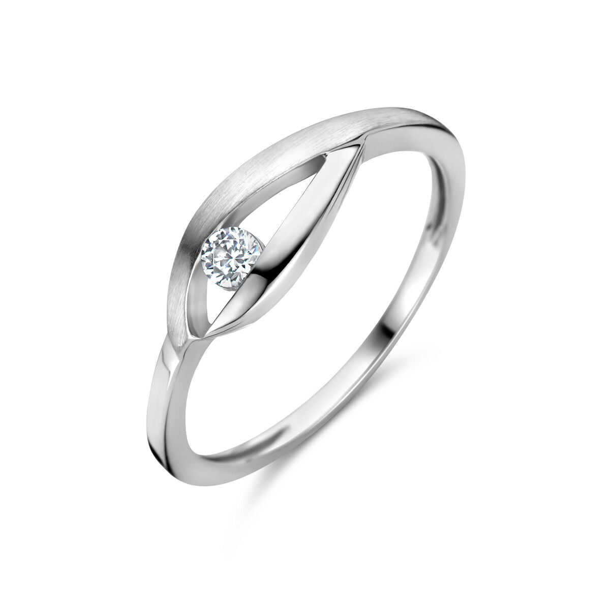 De Van der Kooij Collectie ring druppel zirkonia is een gerhodineerd zilveren ring met een modern, open ontwerp en een ronde zirkonia in het midden, afgebeeld op een witte achtergrond.