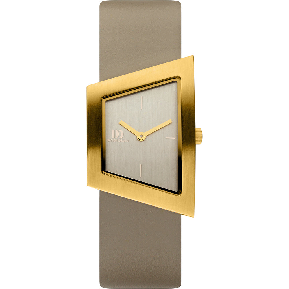 Gouden horloge met een vierkante wijzerplaat en een grijze rubberen band.