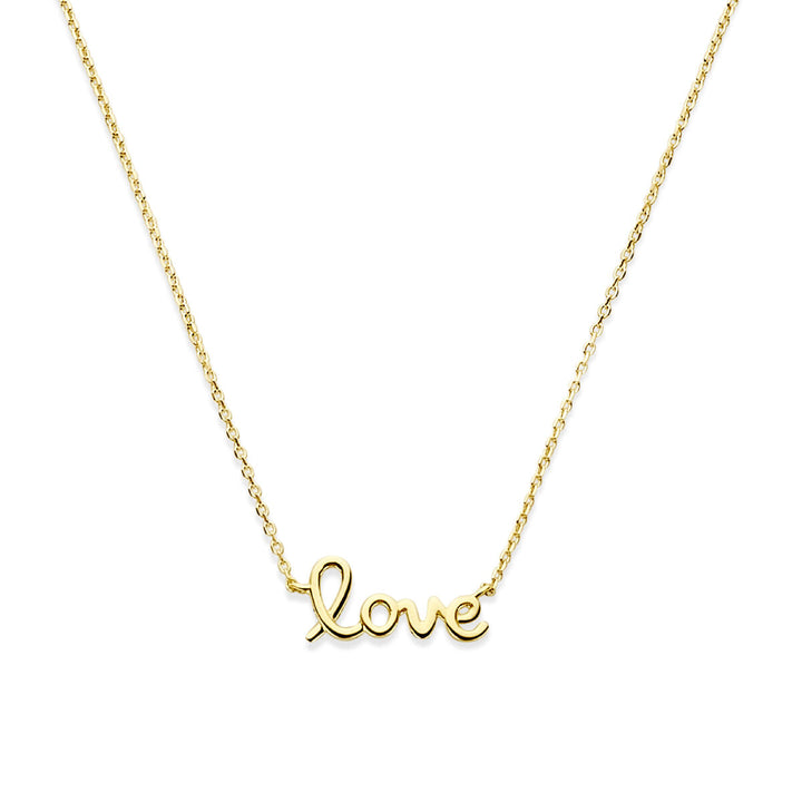 Deze Van der Kooij Collectie collier love (40-42-44 cm) in 14K geelgoud heeft een delicate fijne ketting met een hanger gegraveerd met "love" in sierlijk schrift, getoond tegen een witte achtergrond.