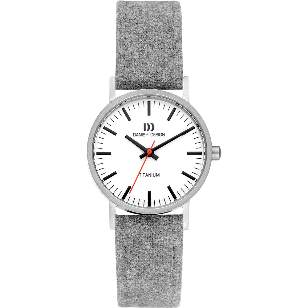 Grijs horloge met een stoffen band, witte wijzerplaat en zwarte en rode wijzers.
