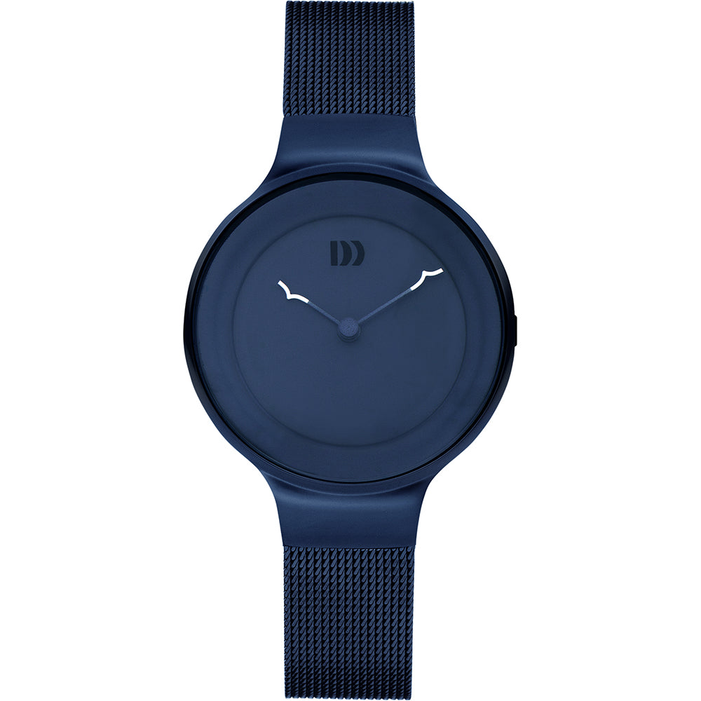 Blauw horloge met een minimalistische wijzerplaat en een mesh-band.