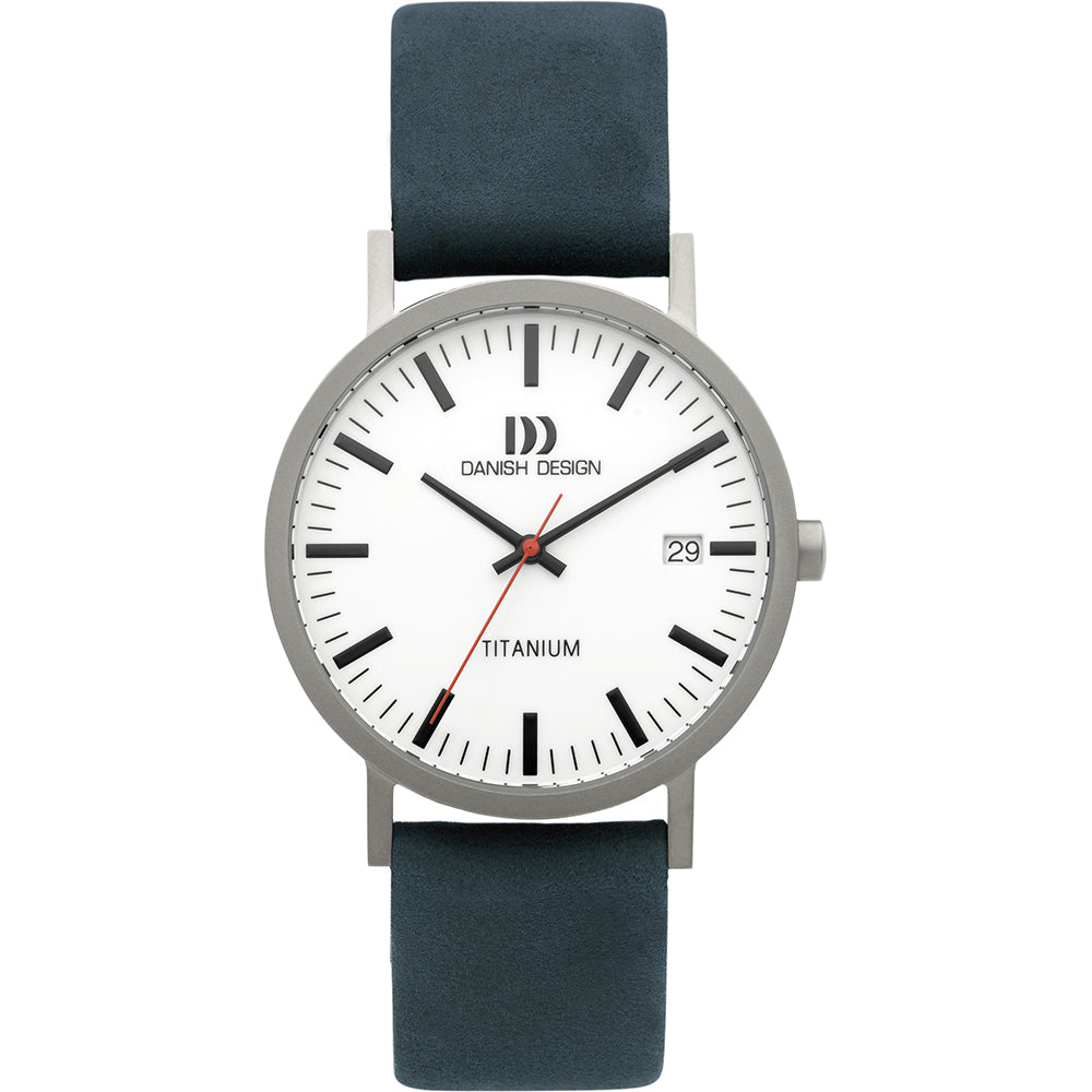 Titanium horloge met witte wijzerplaat, zwarte indexen en een donkerblauwe rubberen band.