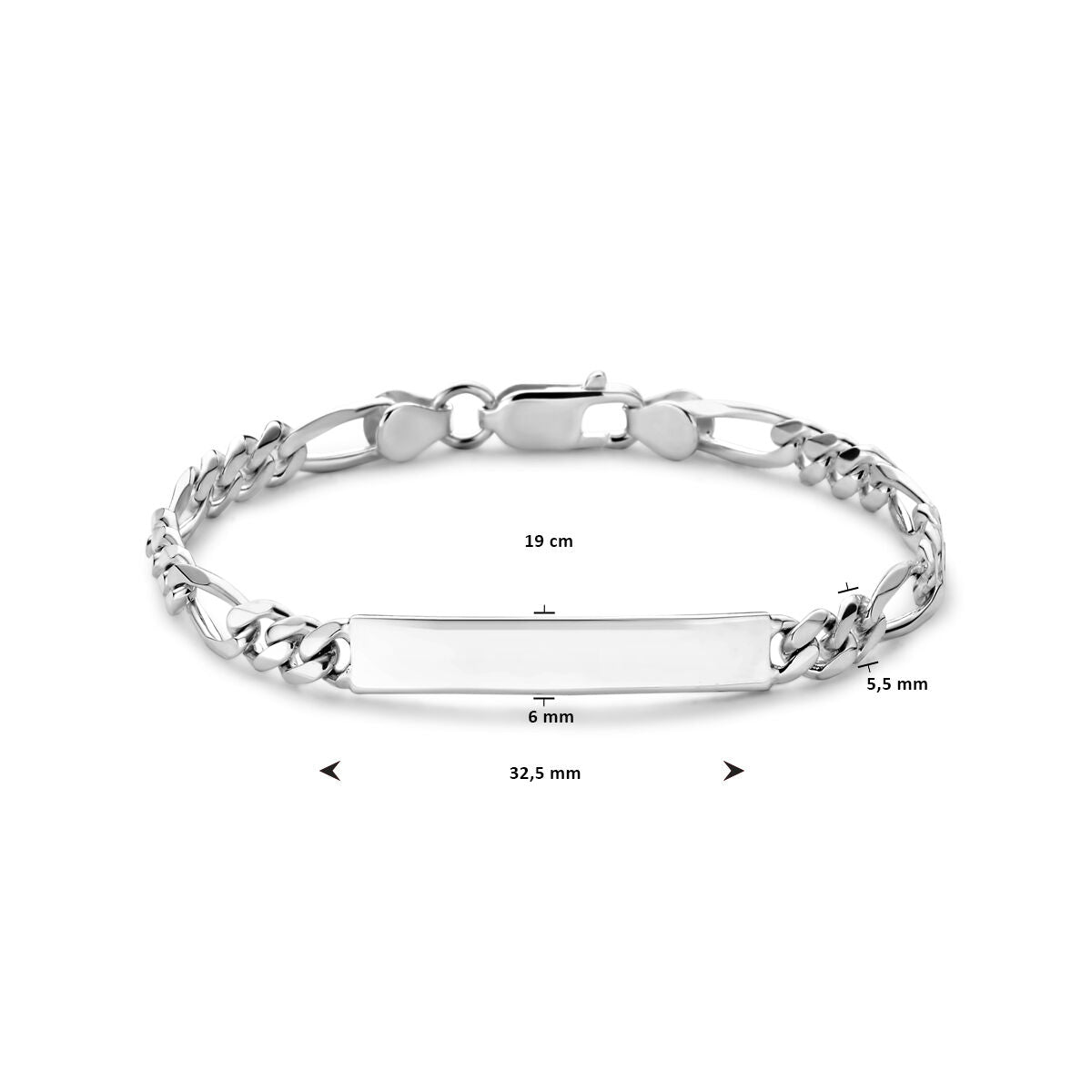 De Van der Kooij Collectie graveerarmband figaro plaat 6,0 mm zilver wit heeft een lengte van 19 cm en een rechthoekig middengedeelte van 32,5 x 6 x 5,5 mm.