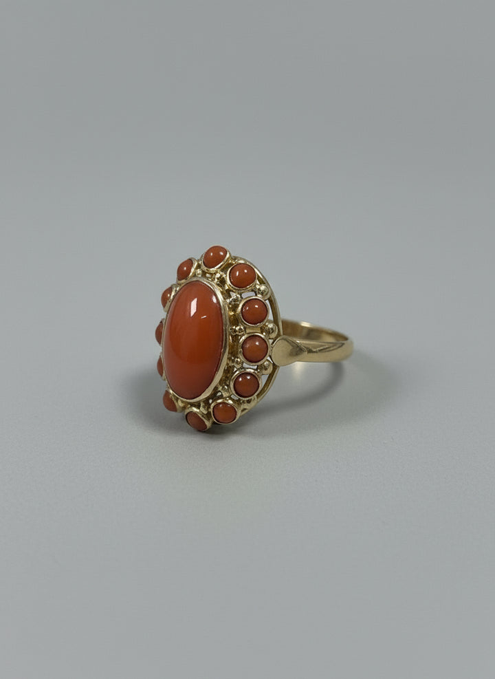 vintage gouden ring 14k bloedkoraal 3.5gr