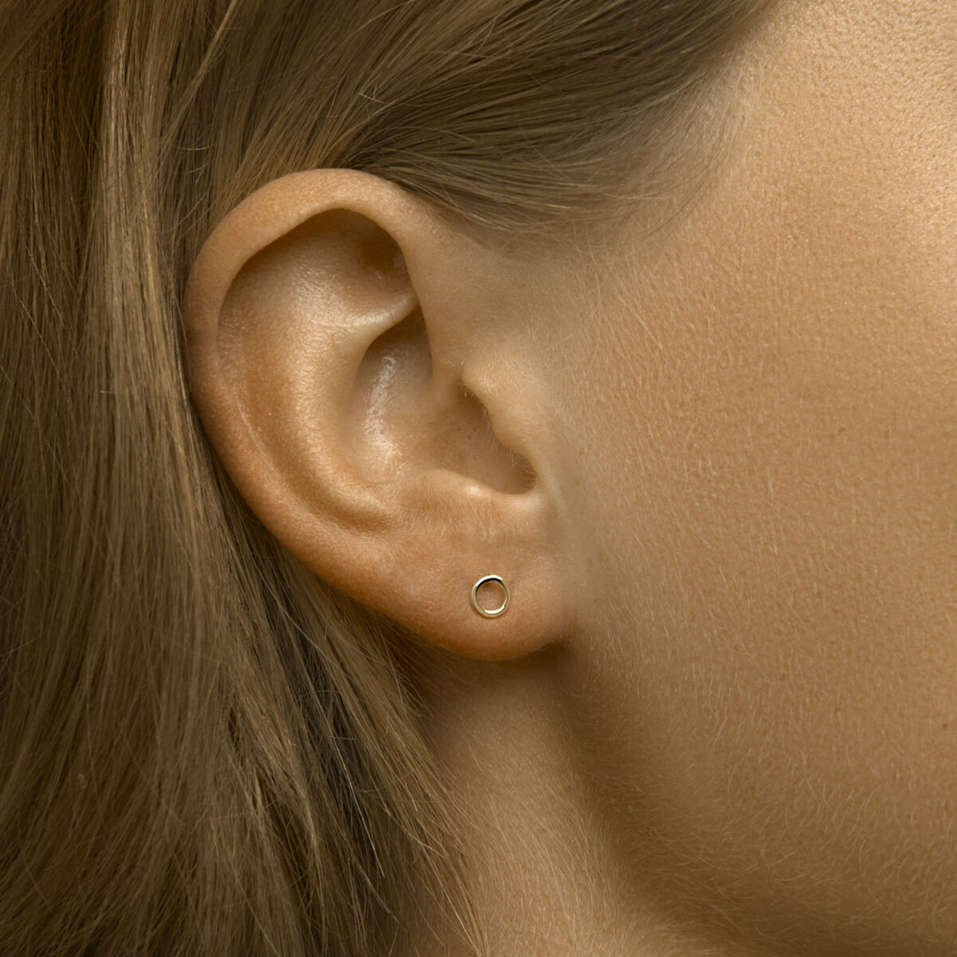 ear studs round 14K yellow gold