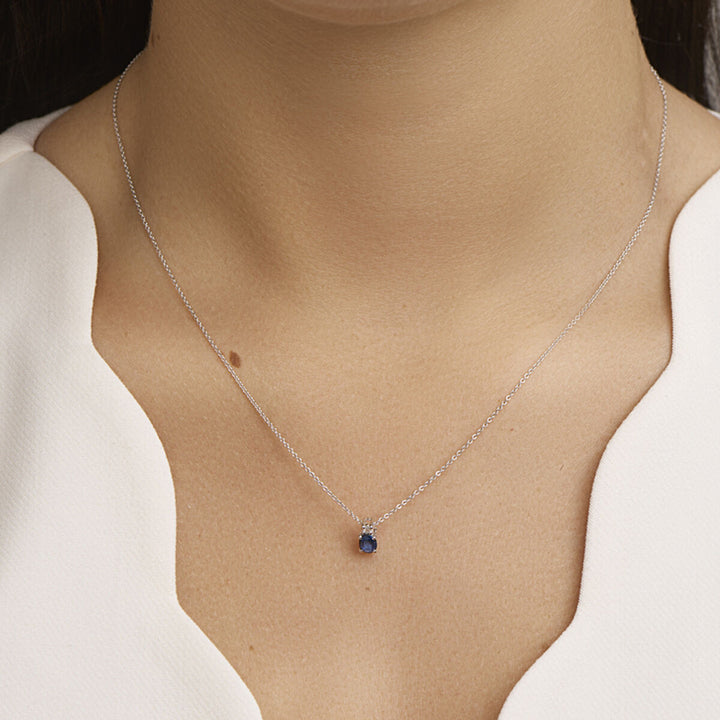 Gold ladies necklace sapphire and diamond 14K white gold