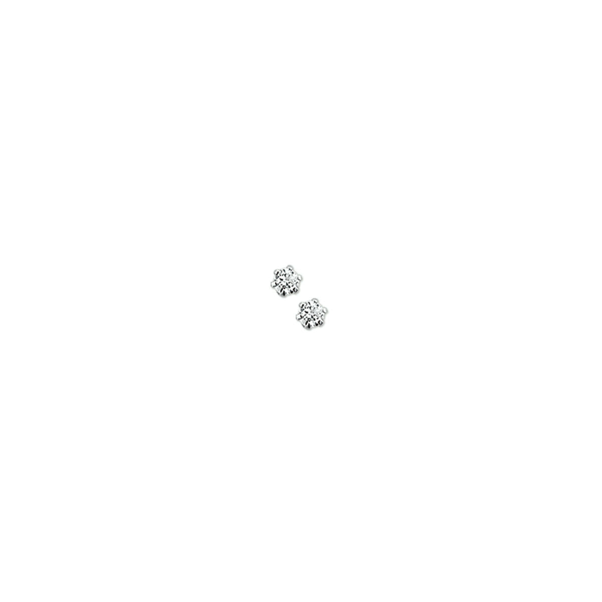 Twee kleine, ronde oorknoppen zirkonia zilver gerhodineerd door Van der Kooij Collectie met vier tand zettingen zijn afgebeeld tegen een effen witte achtergrond.