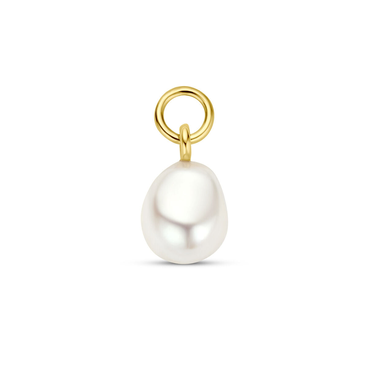 Een enkele witte hanger parel 18,5 mm met onregelmatige vorm, gezet in een 3 micron geel verguld zilver hanger van Van der Kooij Collectie, getoond op een effen witte achtergrond en geïnspireerd door tijdloze elegantie.
