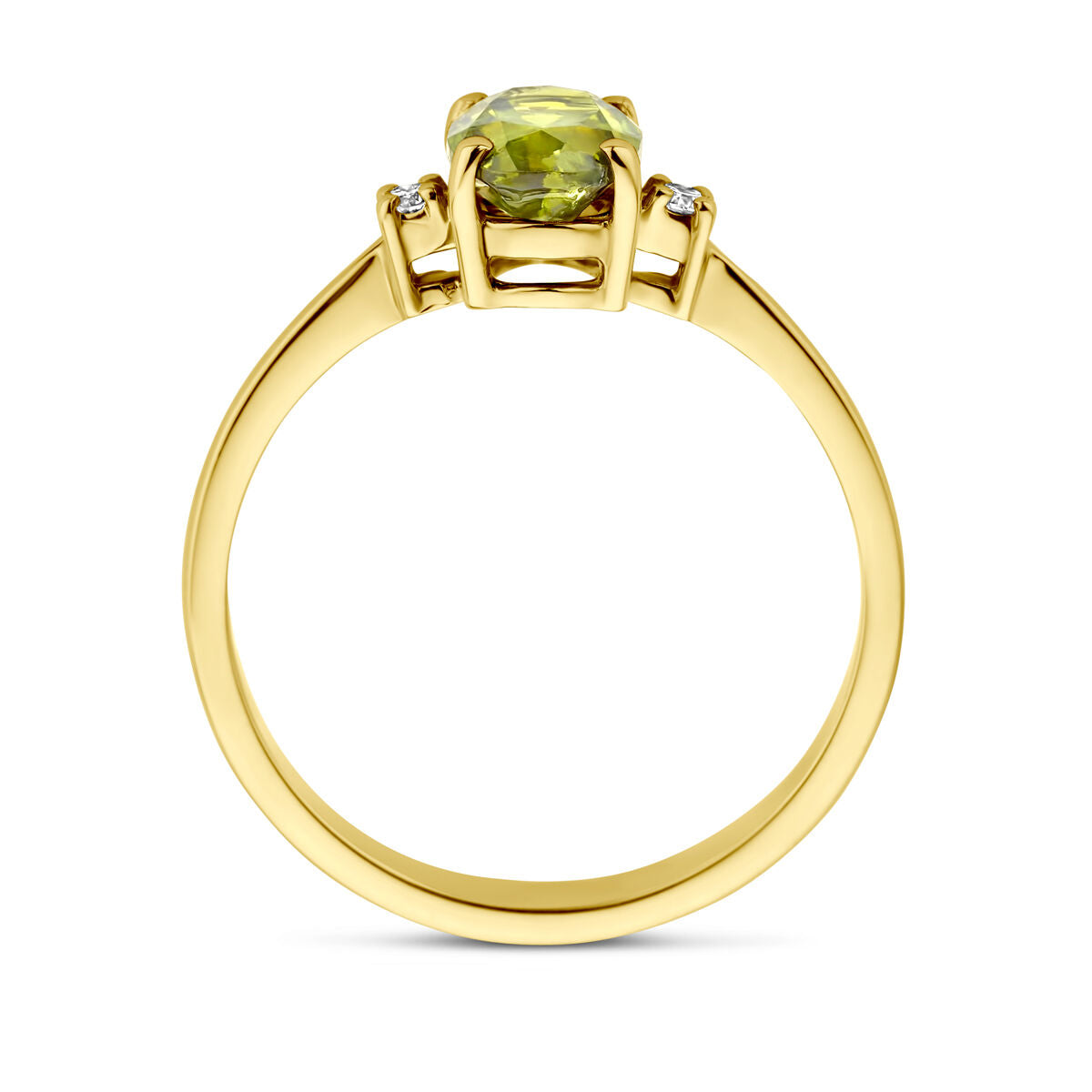 De Van der Kooij Collectie ring trilogie toermalijn en diamant 0.04ct h si, vervaardigd uit 14K geelgoud, heeft een ovale, geelgroene toermalijn met twee diamanten en wordt stijlvol gepresenteerd tegen een witte achtergrond.