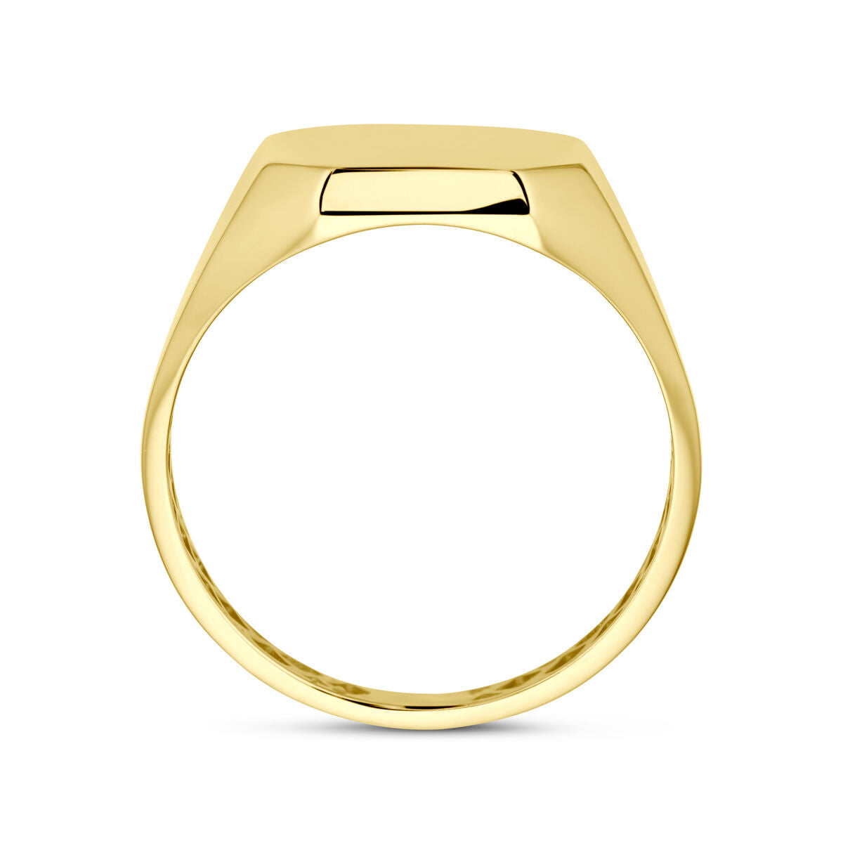 Een moderne graveerring 14K geelgoud uit de Van der Kooij Collectie, met een gladde, gepolijste afwerking. De ronde band en het vlakke, rechthoekige bovenstuk zijn duidelijk zichtbaar van de zijkant.