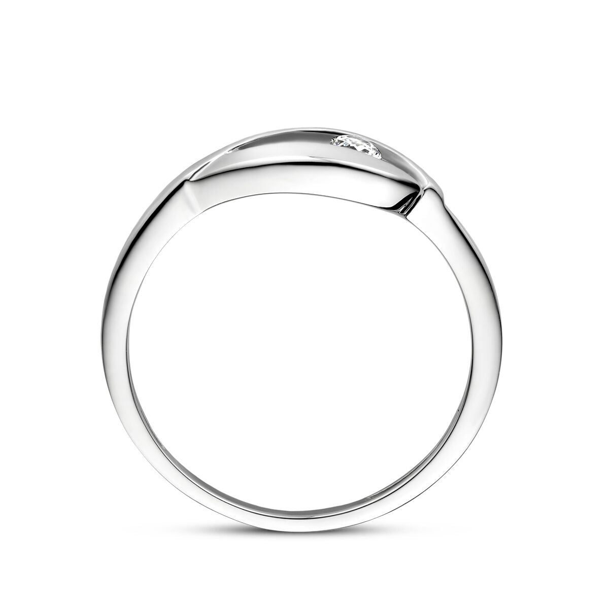 De Van der Kooij Collectie ring druppel zirkonia is een gerhodineerde zilveren ring met een gladde, afgeronde band en een klein zirkonia accent-gemaakt in een minimalistische poli/mat stijl.