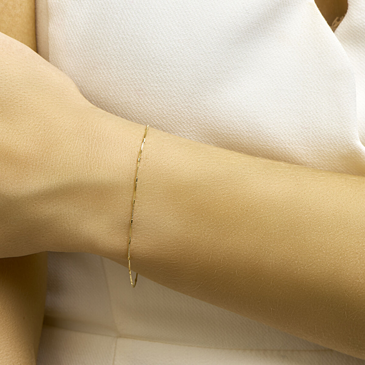 Venetian bracelet and bars 0.9 mm 18 cm 14K yellow gold