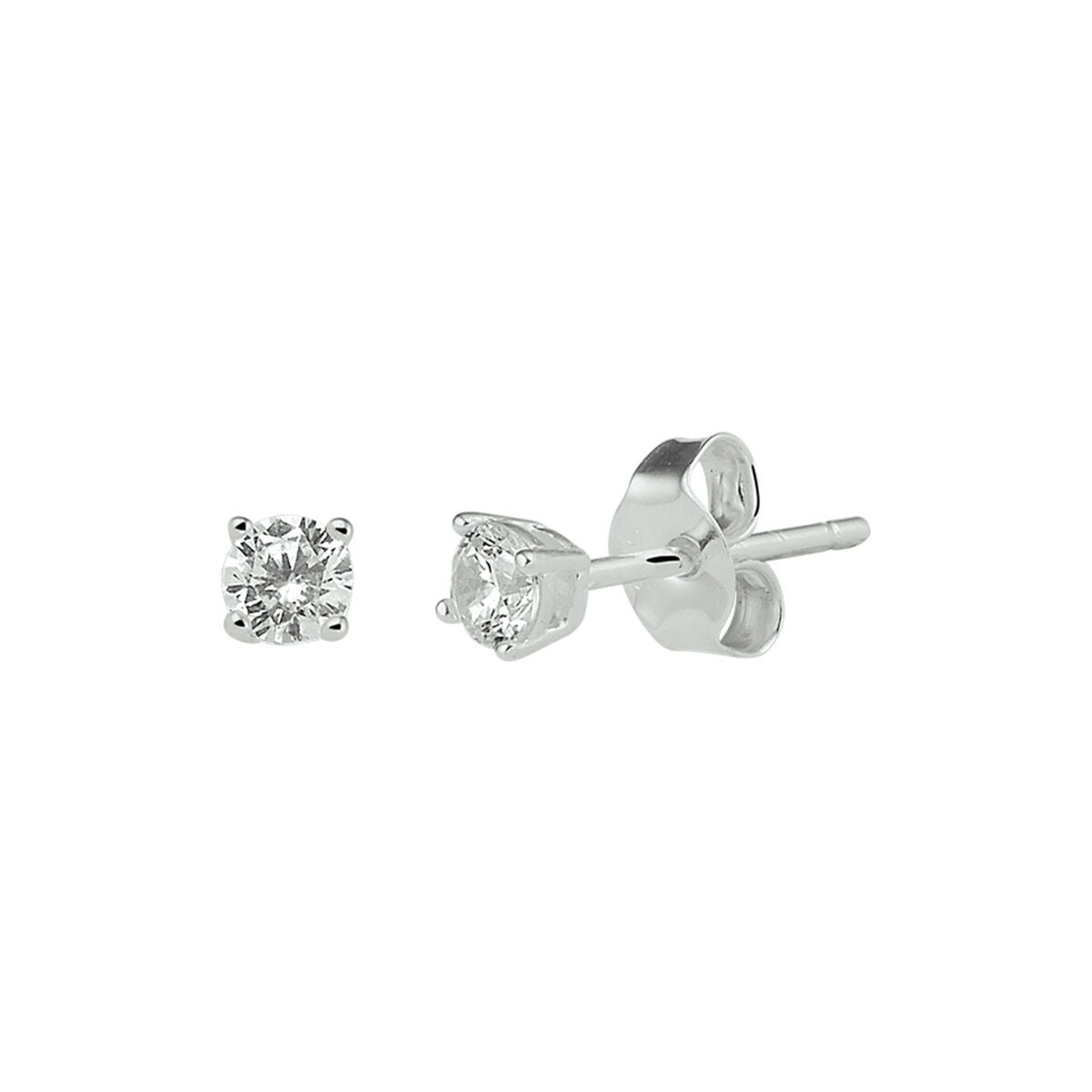 De Van der Kooij Collectie oorknoppen zirkonia zilver wit hebben ronde, briljantgeslepen zirkonia in een vierpoots zilveren zetting, getoond van voren en opzij.