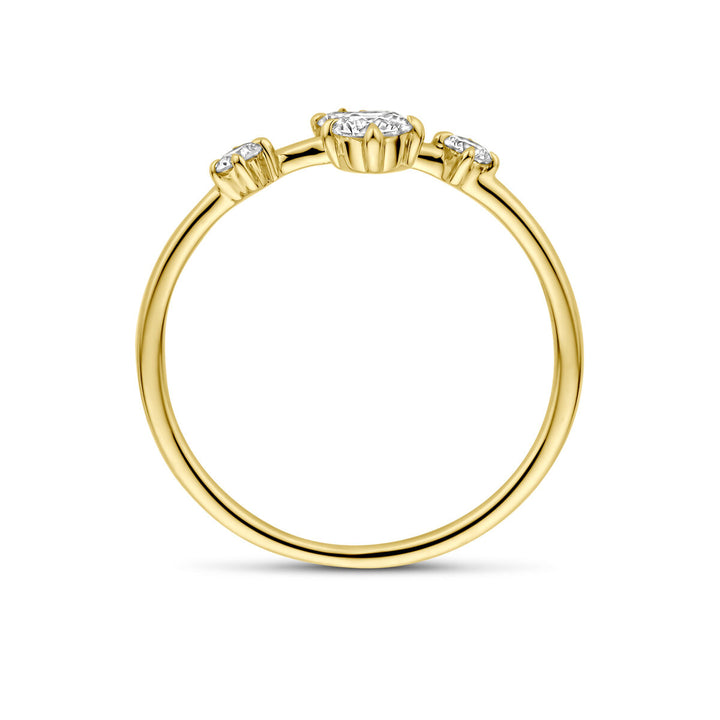 De Van der Kooij Collectie ring lab grown diamant 0,33ct h si 14K geelgoud is een geelgouden damesring met drie ronde lab-grown diamanten in prong zetting, van opzij gezien op een witte achtergrond.