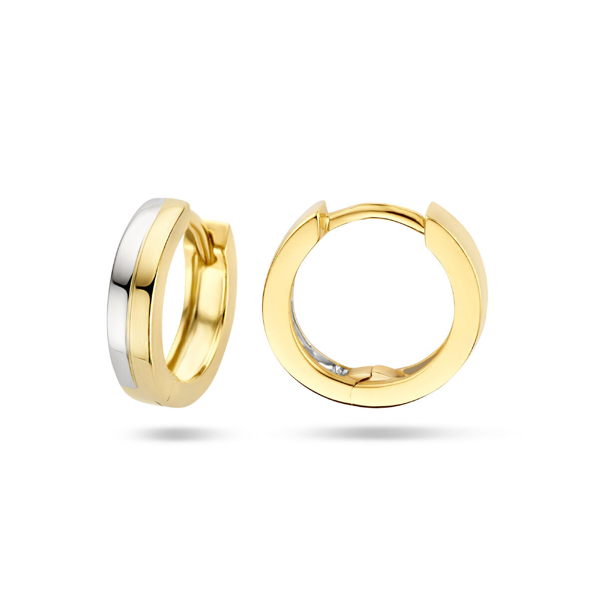 Een paar Van der Kooij Collectie klapoorringen 3,0 mm vlak, vervaardigd in 14K bicolor geel/wit goud met een gladde afwerking en scharniersluiting, tentoongesteld op een witte achtergrond.