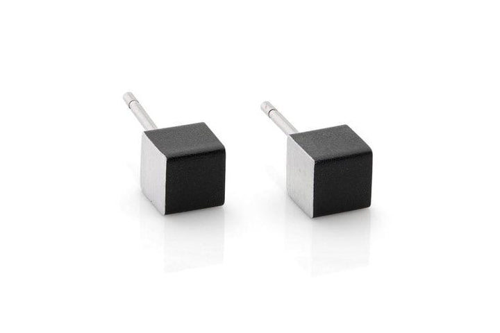 Earring Cubes Black O28Z