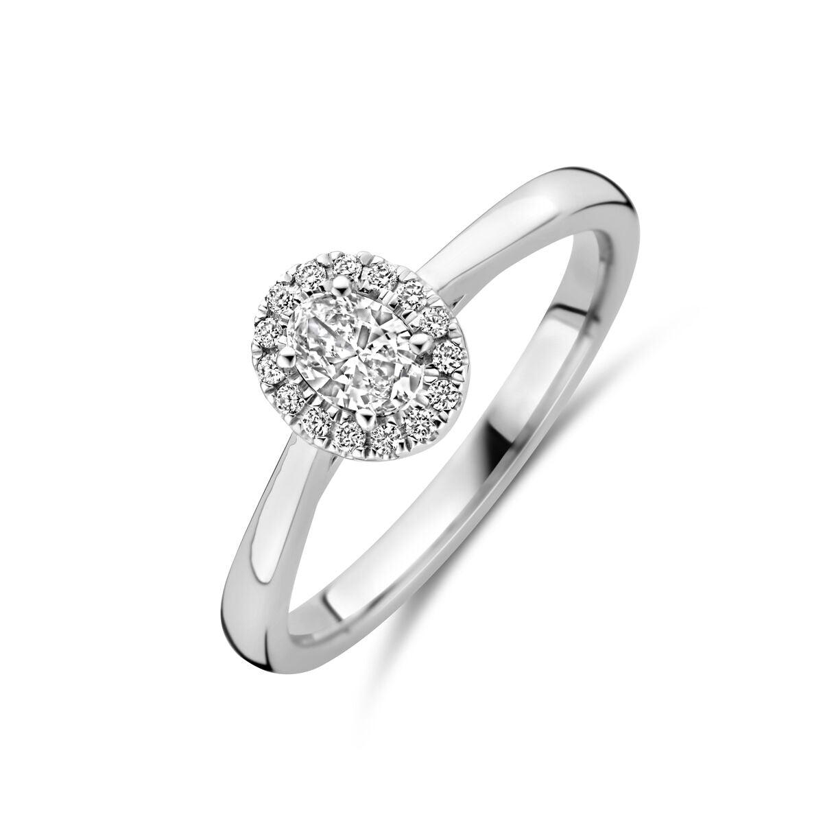 Ring van 14K witgoud met een ronde, sprankelende lab-grown diamant van 0.32ct in een pavé-setting.