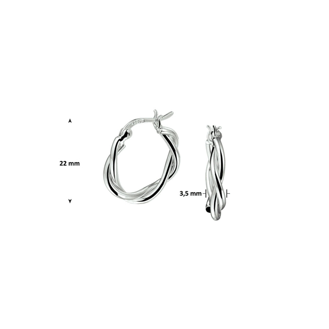 Van der Kooij Collectie oorringen gedraaide buis zilver gerhodineerd, getoond van voren en opzij met afmetingen 22 mm hoog en 3,5 mm breed. Strak damesdesign gepresenteerd op een witte achtergrond.