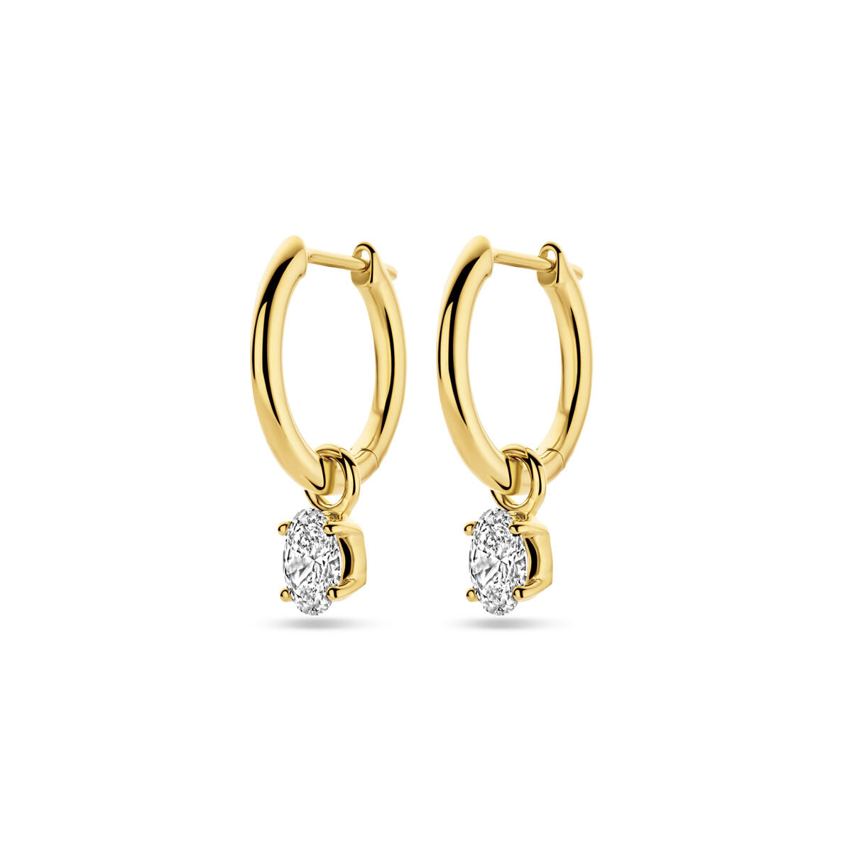 Oorringen van 14K geelgoud met lab grown diamanten van 0,5 ct (2x 0,25 ct) in een hangende setting.