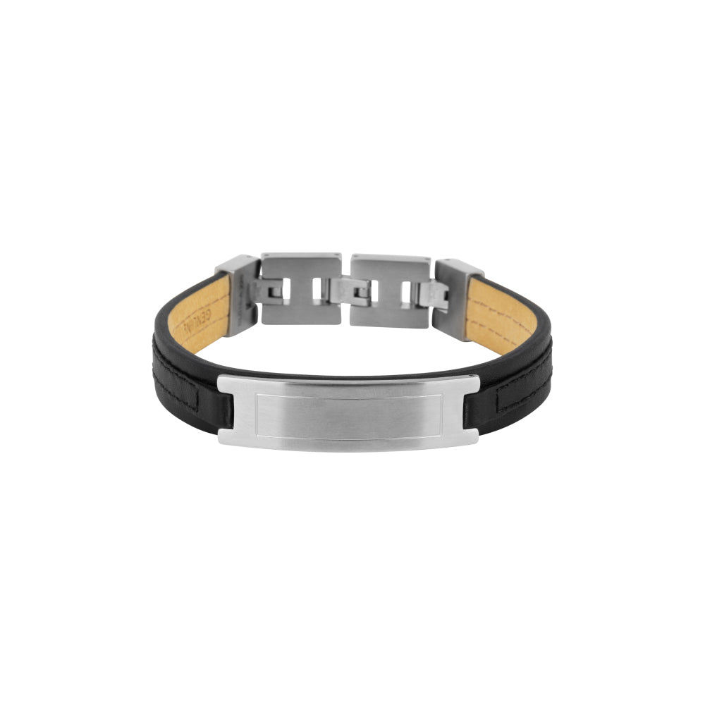 Zwarte leren armband voor heren met een roestvrijstalen sluiting en een gladde metalen plaat.