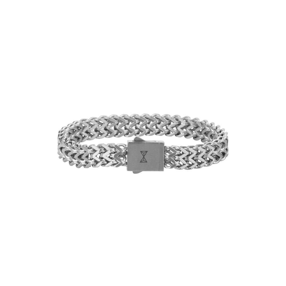 Stalen heren armband met een gevlochten ontwerp en een stevige sluiting.