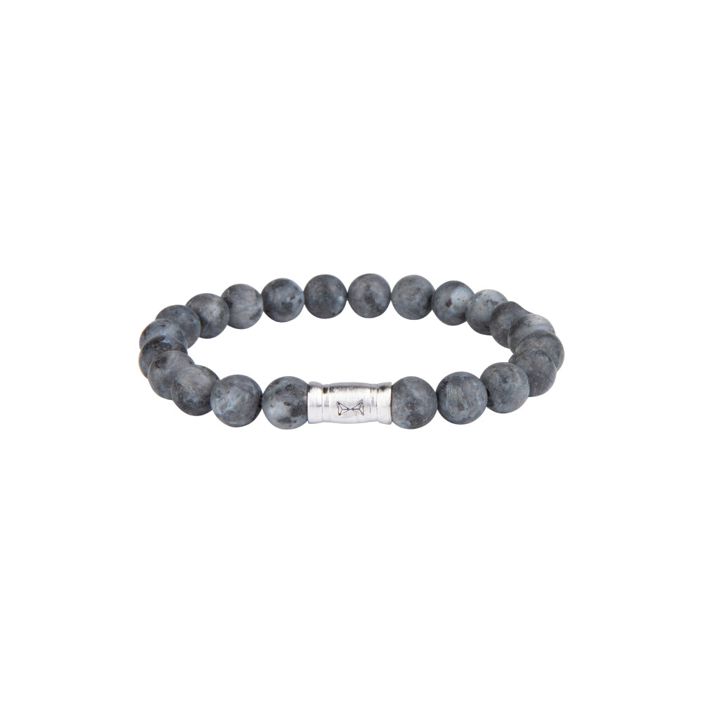 Kralen armband voor heren van 8 mm met grijze stenen en een zilveren tussenstuk.