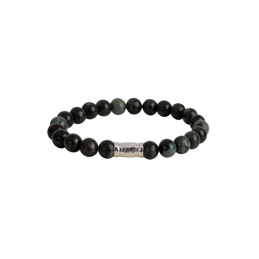 Zwarte armband van 8 mm met groene en grijze edelstenen en een zilveren tussenstuk.