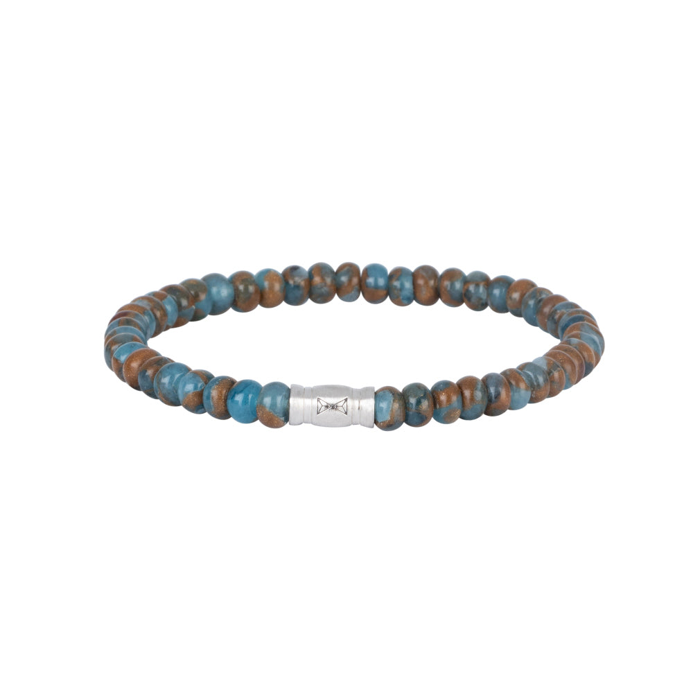 Kralen armband voor heren met 6mm aqua terra kralen en een zilveren sluiting.