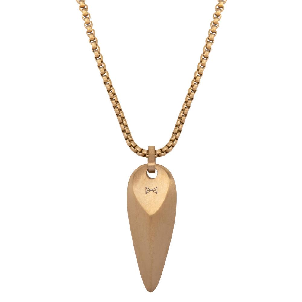 Gouden herenketting met een driehoekige hanger in een matte afwerking.