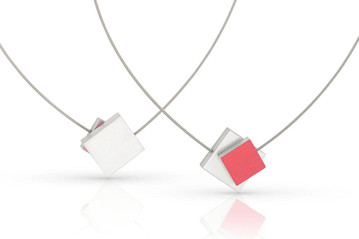 Halskette Quadrat mit farbigem Quadrat C263R