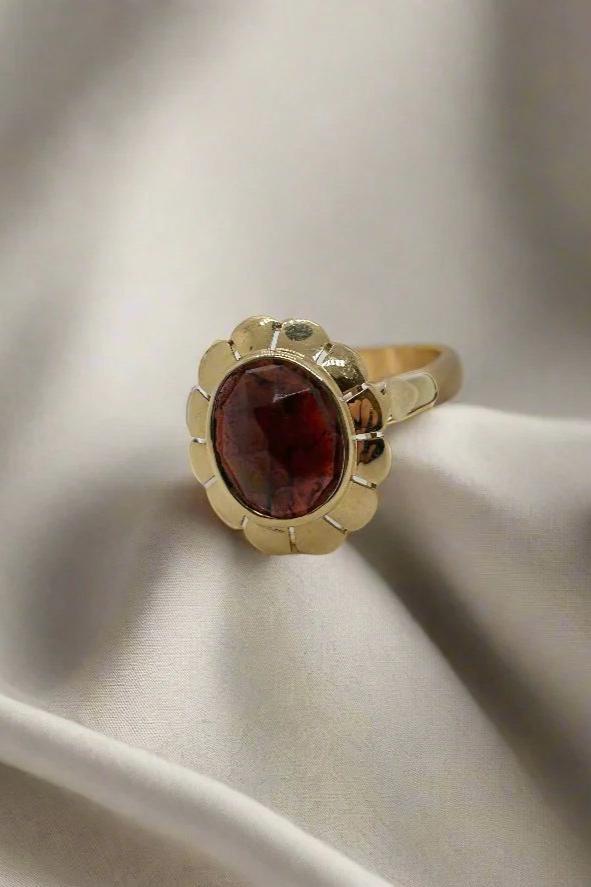 vintage Ring 14k ovale kwarts 3.5gr