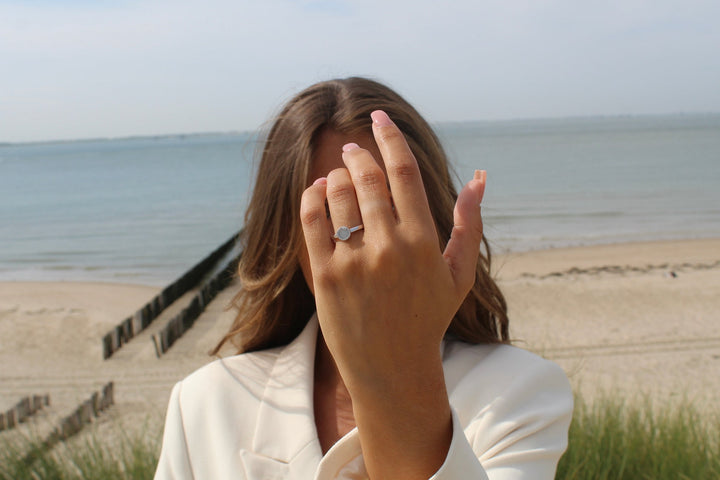 Zoe | Ash Ring Gold