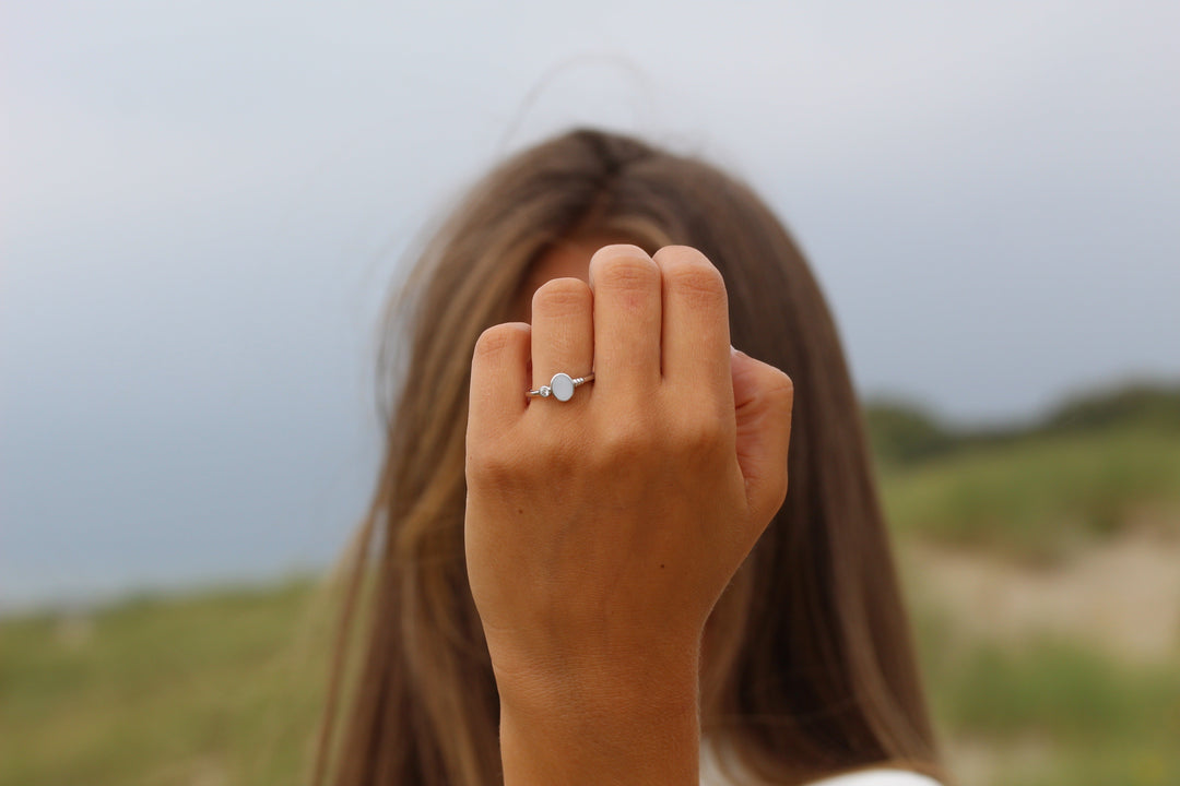 Elisha | Ash Ring Gold