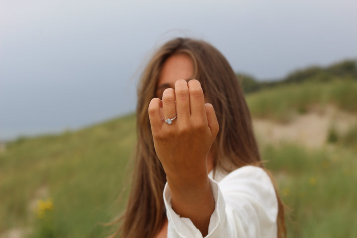 Elisha | Ash Ring Gold