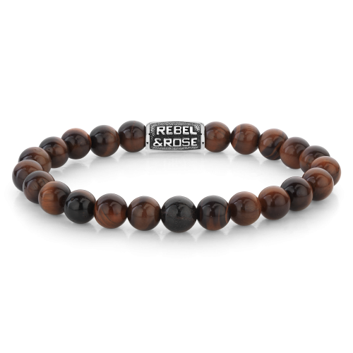 De Rebel & Rose Tiger Red Vintage - 8mm Heren Kralen Armband is een kralenarmband met gepolijste bruine en zwarte kralen, afgewerkt met een rechthoekige metalen bedel met de tekst "REBEL & ROSE.
