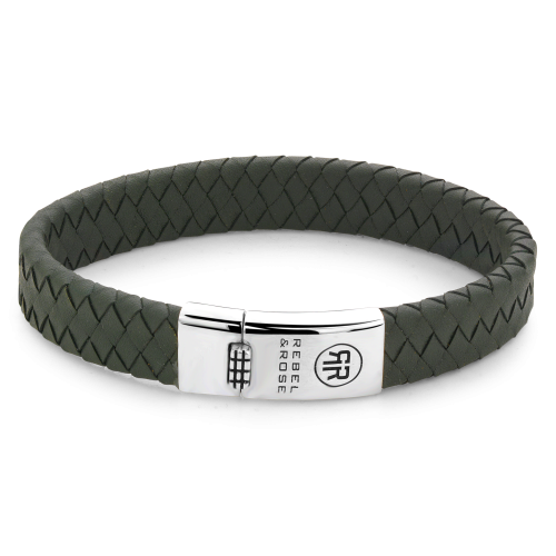 Groene gevlochten armband van 925 zilver met een metalen sluiting.