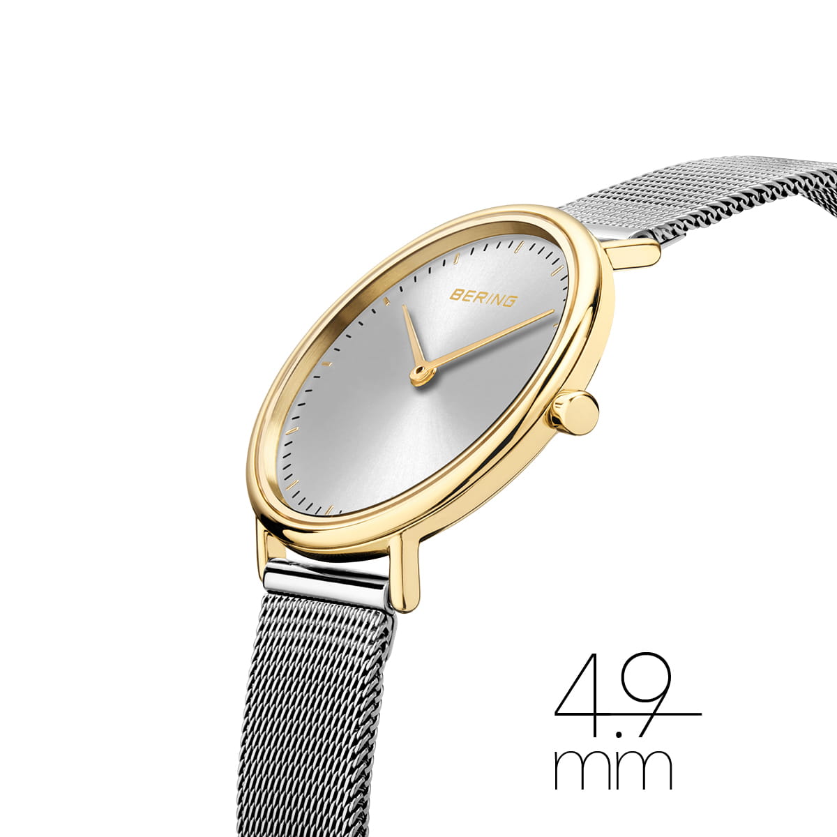 Het Bering 15729-010 Dameshorloge heeft een strakke zilveren meshband met een slanke 4,9 mm roestvrijstalen kast, met een zilveren wijzerplaat versterkt door minimalistische gouden wijzers en een goudkleurig frame. Het wordt aangestuurd door nauwkeurige Quartz-technologie, met Bering elegant gedrukt op de wijzerplaat.